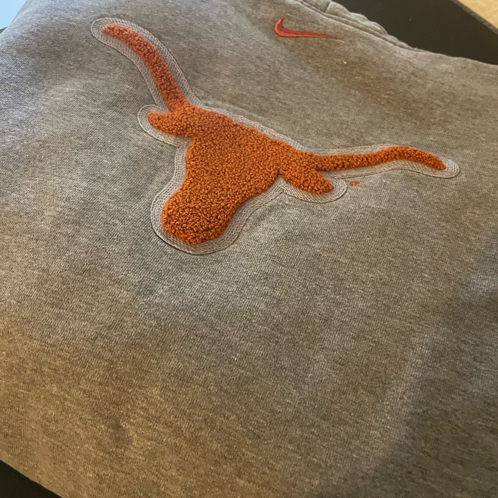 - NIKE - Texas longhorns sweatshirt